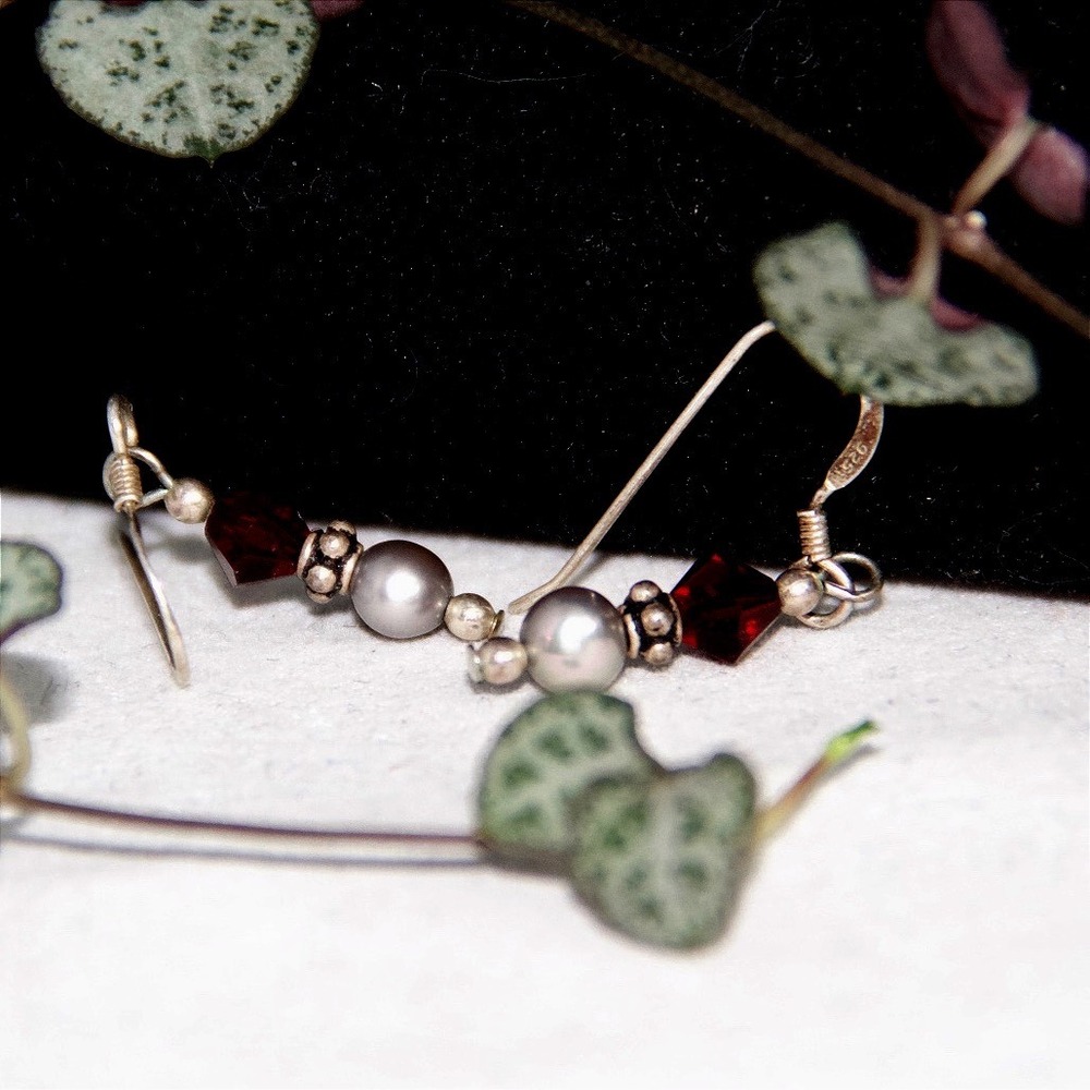 Sterling Silver Grey Pearl Red Crystal Dangle Earrings 925 French Hook Drop